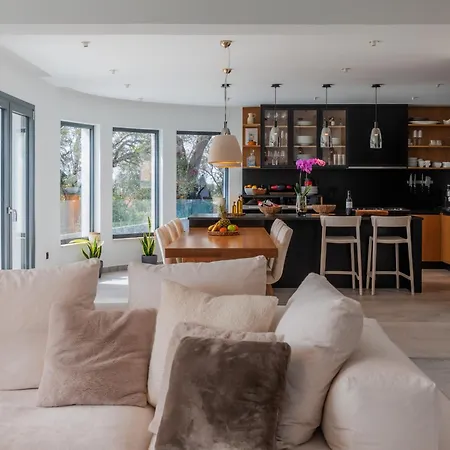 Zervos Corfu Estate Βίλα Kastanéa